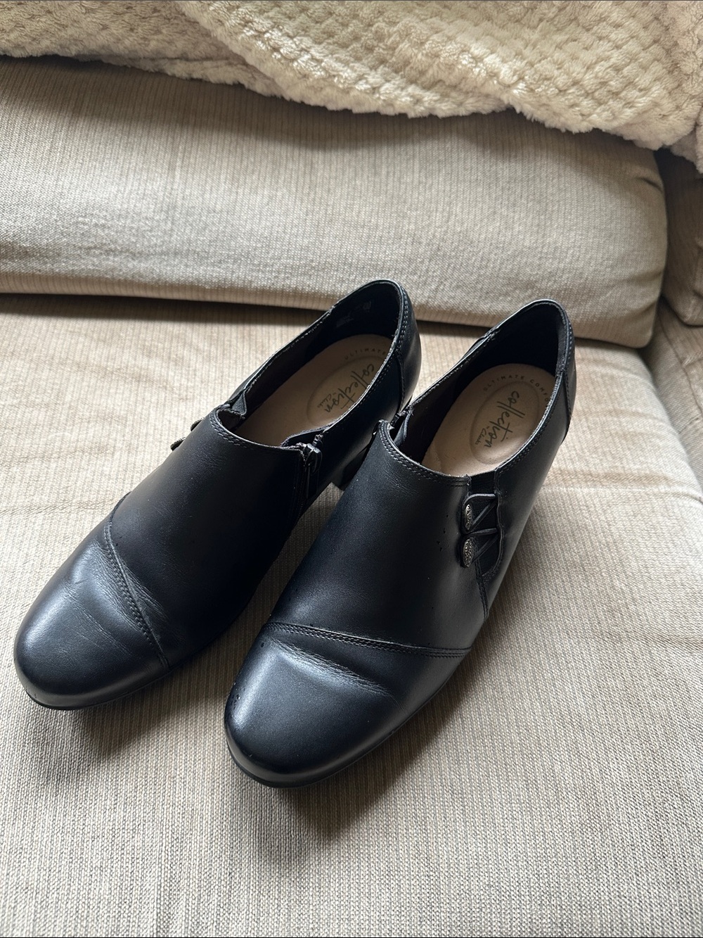 Clarks Black Slip-On Leather Women's Loafers